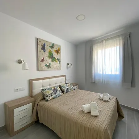Billy's Marina 360 With Pool Access Апартаменты *